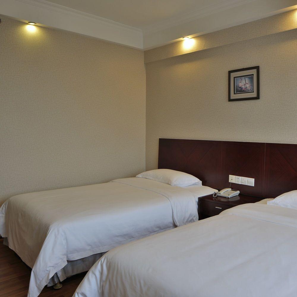 Paco Hotel Guangzhou Jiangtai Road Metro Branch Exterior photo