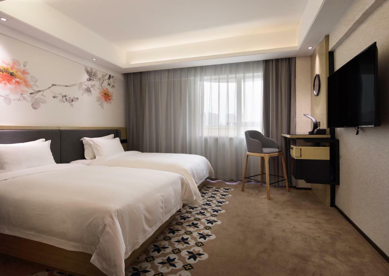 Paco Hotel Guangzhou Jiangtai Road Metro Branch Exterior photo
